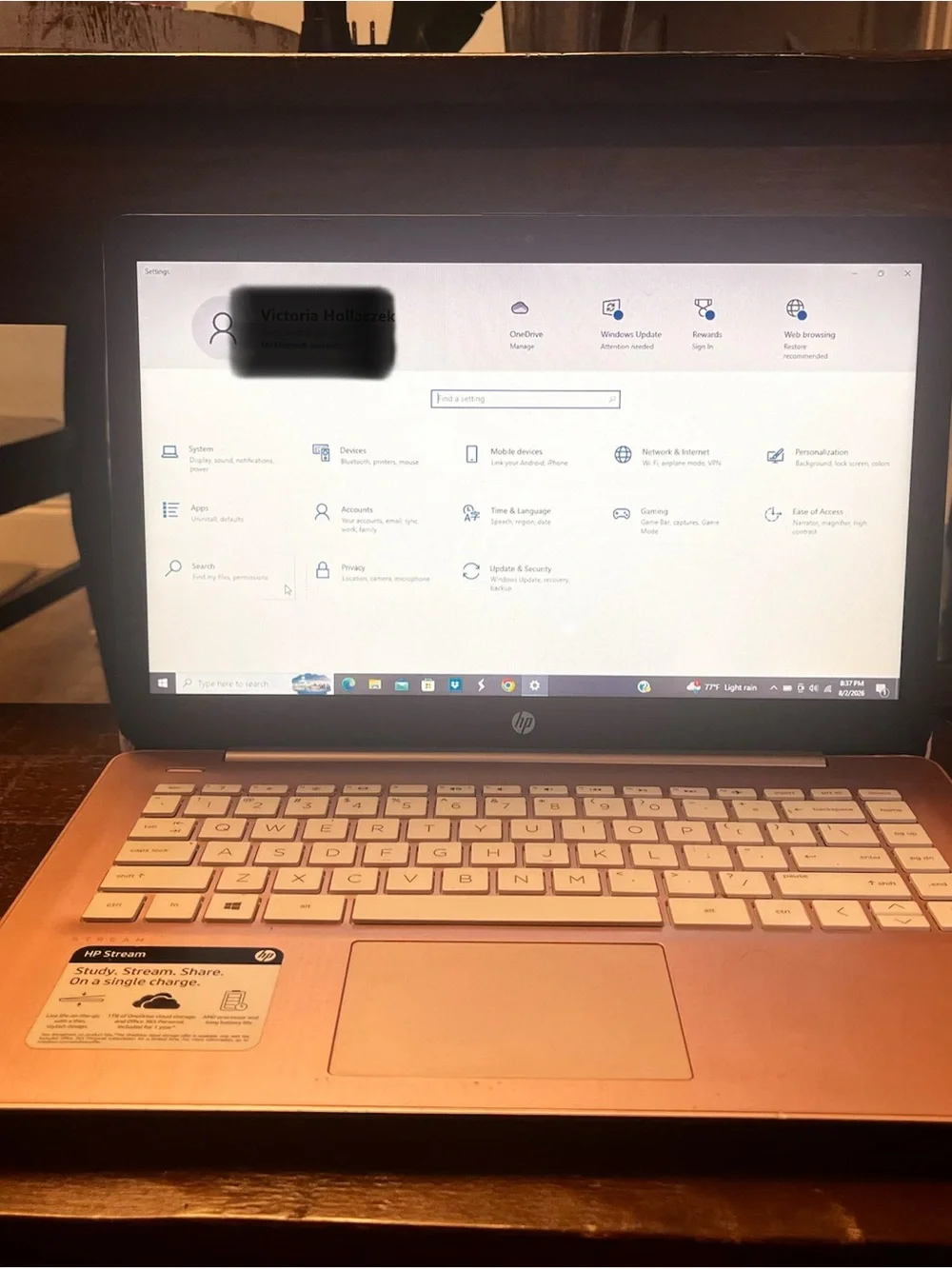 HP Laptop Rose Gold with White Keyboard